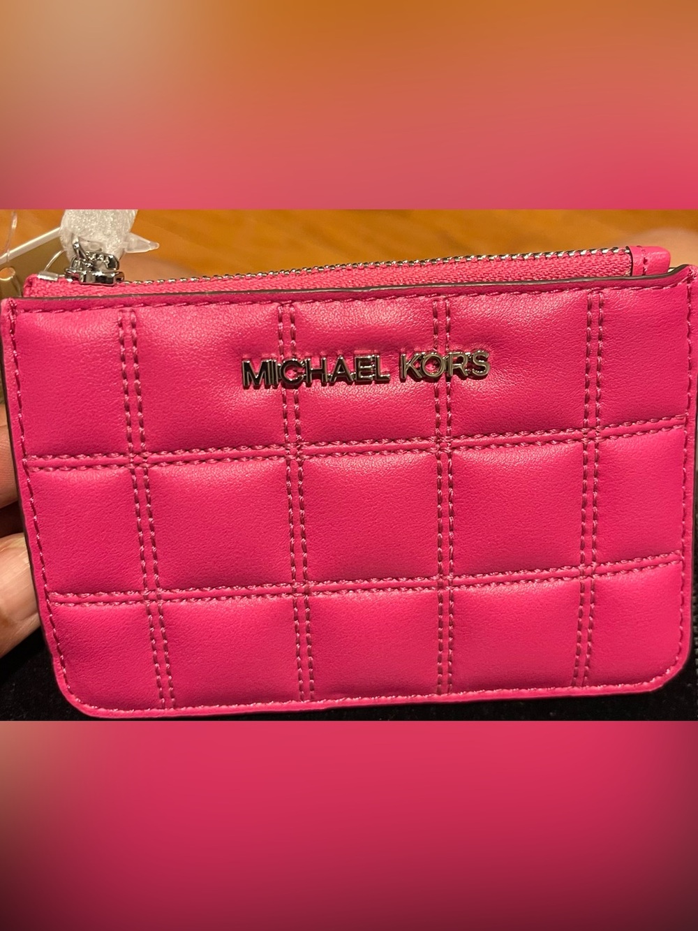 MICHAEL KORS Quilted Leather Coinpouch with ID Bright Pink with Silver Logo - Picture 3 of 5